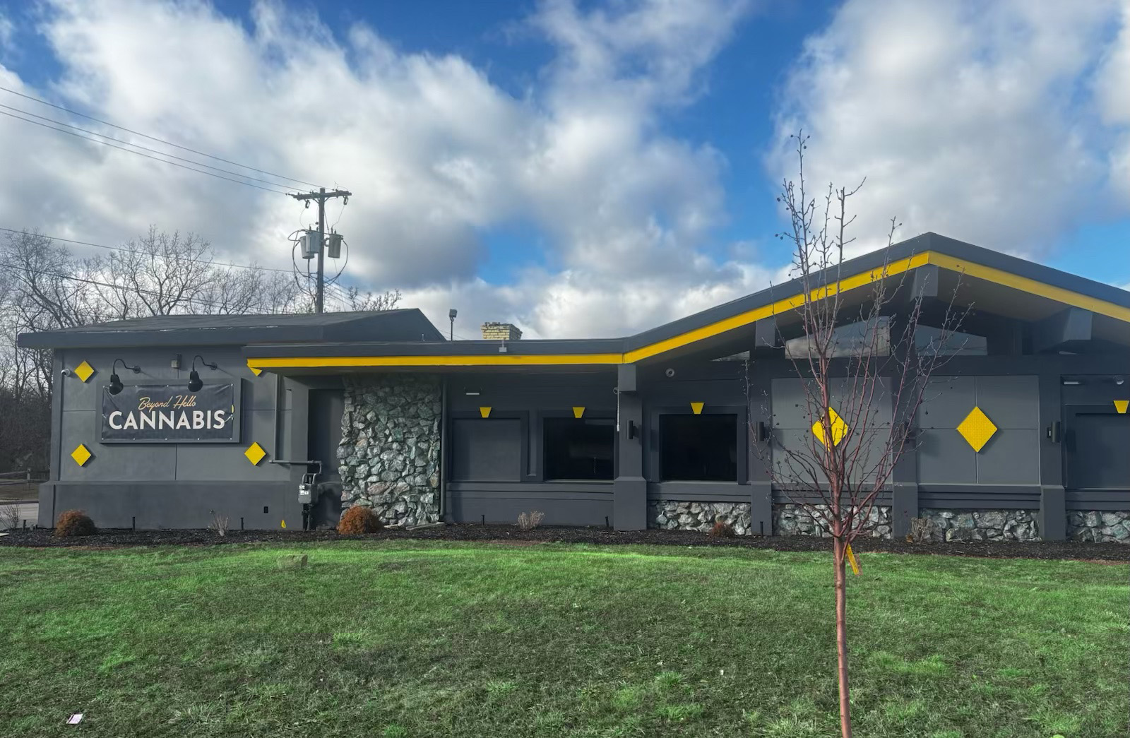 Beyond Hello Medical and Non Medical Dispensary storefront or retail location in Toledo, OH